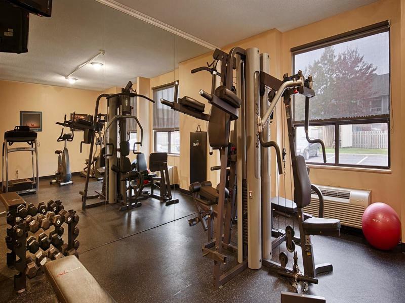 Best Western Plus Rose City Suites Welland Exterior photo